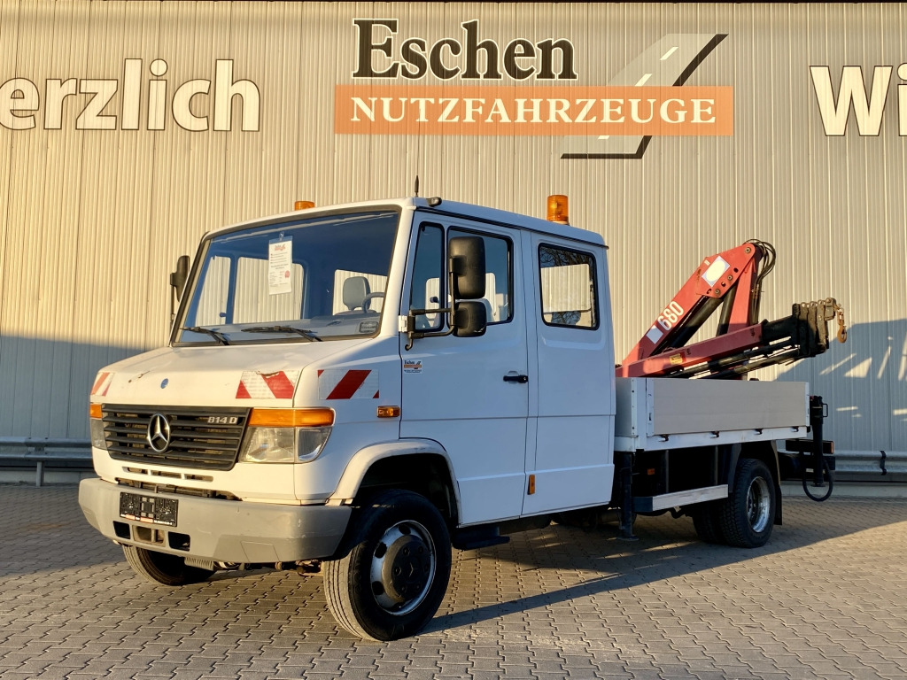 Flakbil Mercedes-Benz 814 D DOKA / HMF-Faltkran