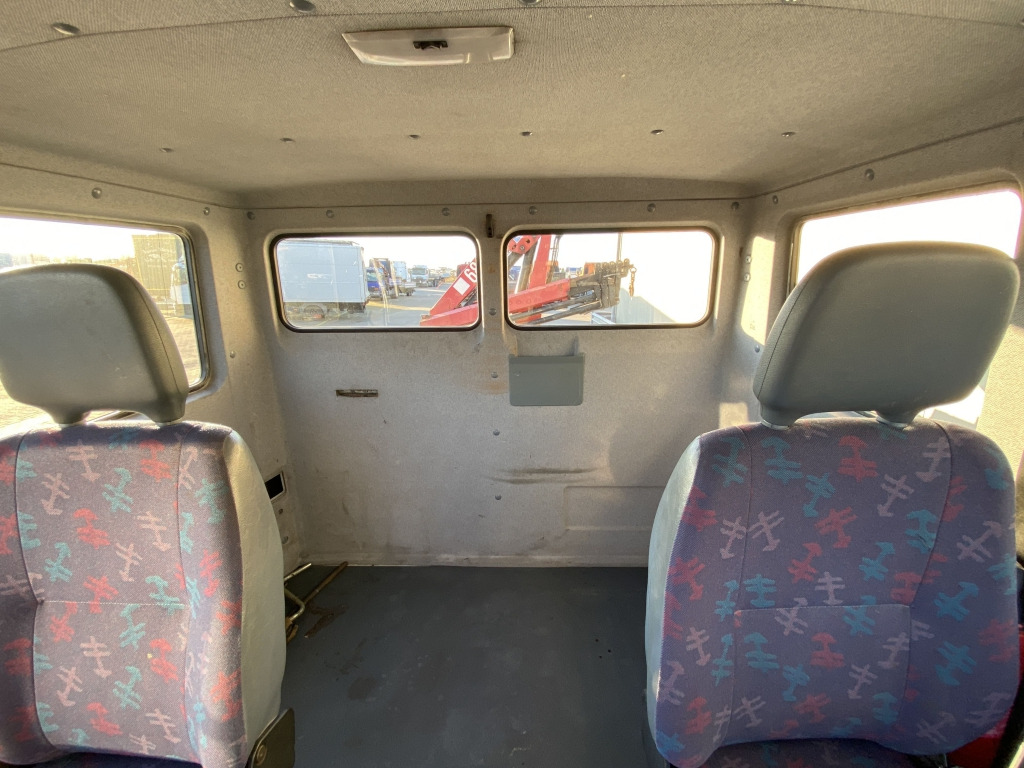 Flakbil Mercedes-Benz 814 D DOKA / HMF-Faltkran