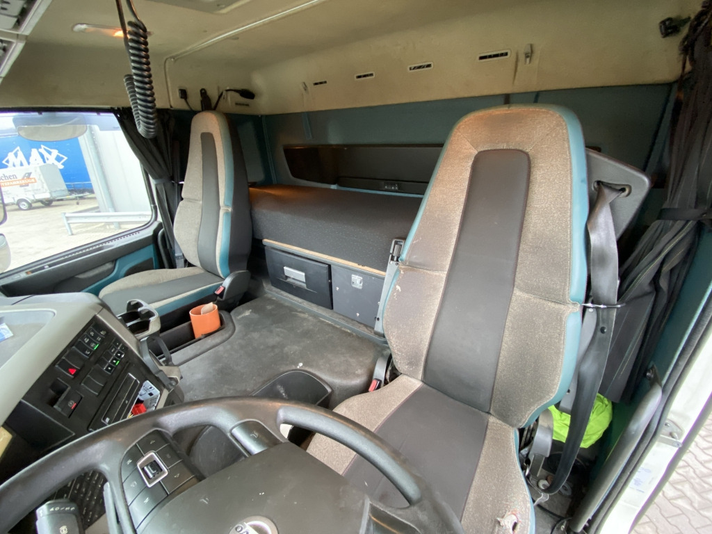 Flakbil Volvo FM 410 6x2 / Palfinger PK 19502 Faltkran