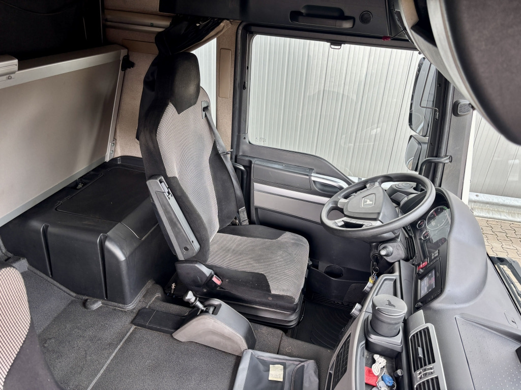 Kapellbil MAN TGL 12.250 4x2 BL