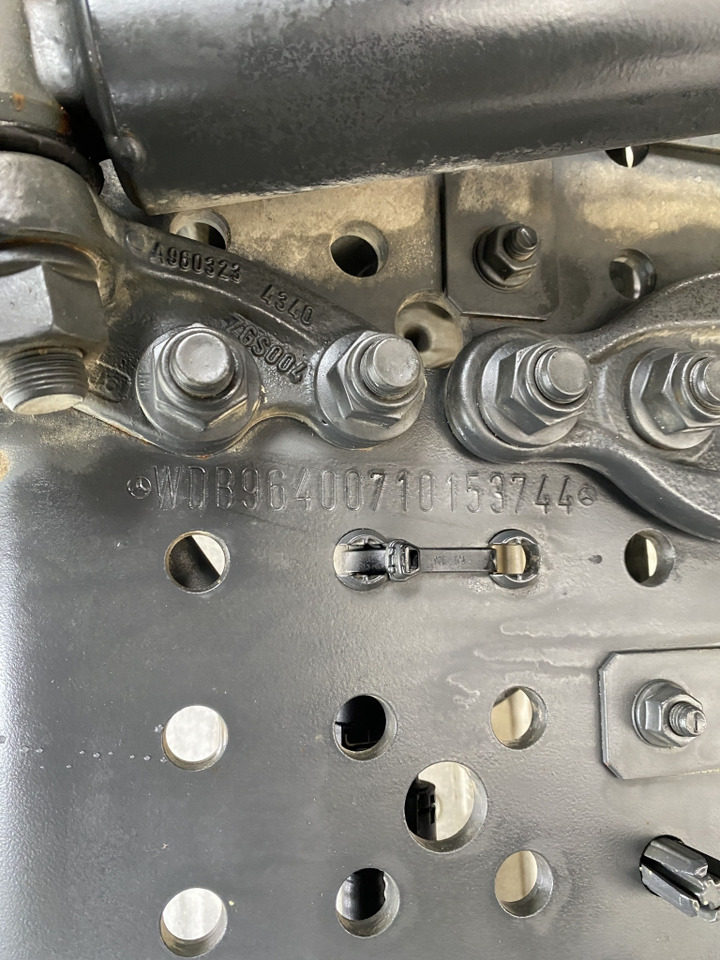 Kapellbil Mercedes-Benz 1827 BB A 4x4 Arocs