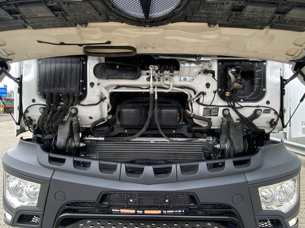 Kapellbil Mercedes-Benz 1827 BB A 4x4 Arocs