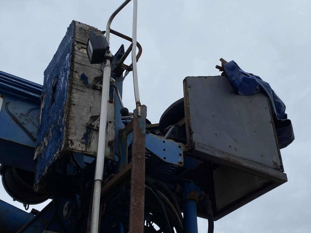 Kranbil MAN 27.464 6x4 / MKG HMK 350a2L Kran