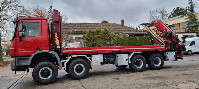 Kranbil Mercedes-Benz AK 8X8 FASSI 660 EINZELBER SEILWINDE