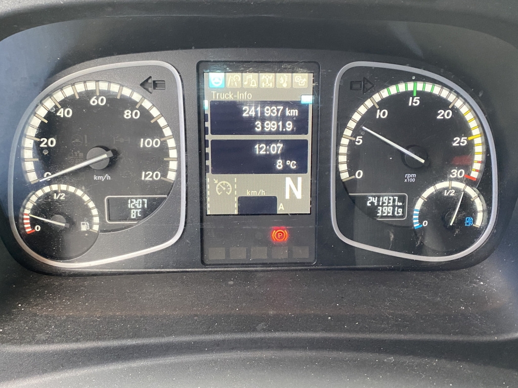 Kylbil lastbil Mercedes-Benz 1523 L Atego / Dhollandia LBW