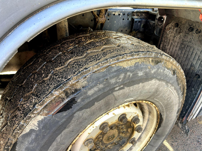 Lastbil med kabelsystem MAN TGA 35.400 8X4-4BL