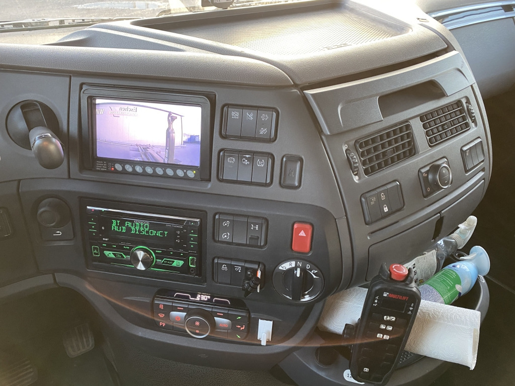 Lastväxlare lastbil DAF XF 450 FAN / HIAB Multilift