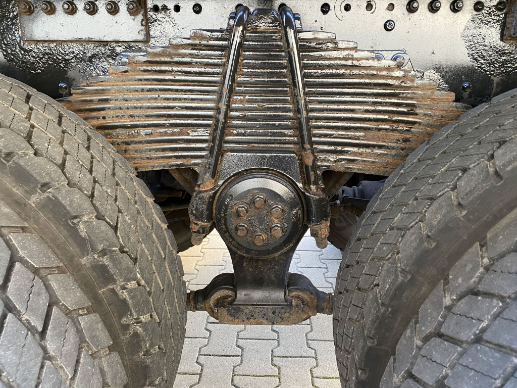 Lastväxlare lastbil MAN TGA 33.390 6x6 BB