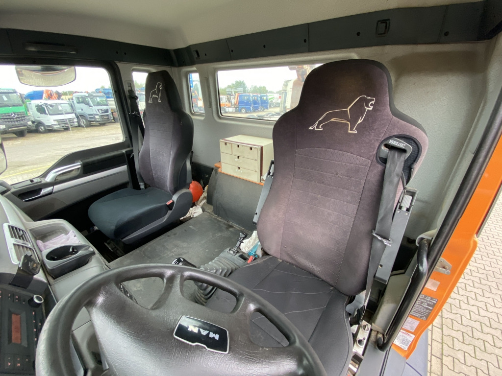 Lastväxlare lastbil MAN TGS 26.400 6x4 H-4 BL