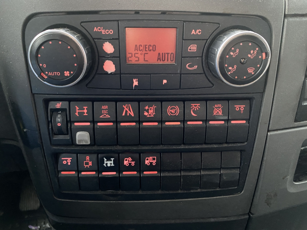 Lastväxlare lastbil MAN TGS 26.440 6x2-4 BL