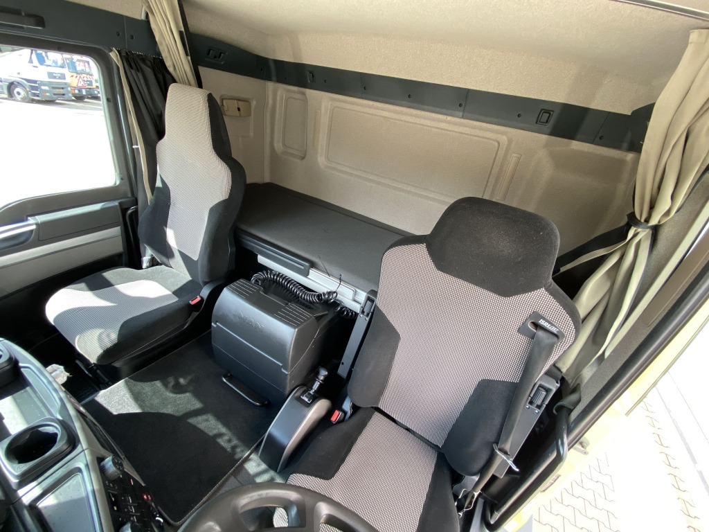 Lastväxlare lastbil MAN TGS 26.460 6x2-4 BL