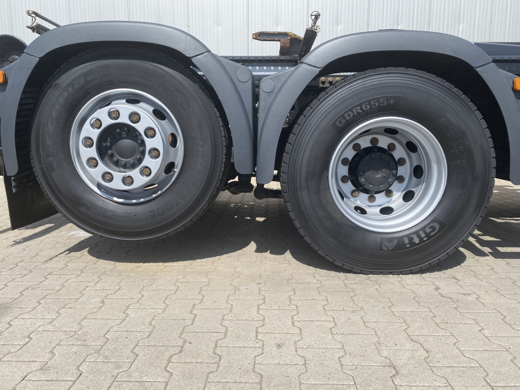 Lastväxlare lastbil MAN TGS 26.470 6x2-4 BL