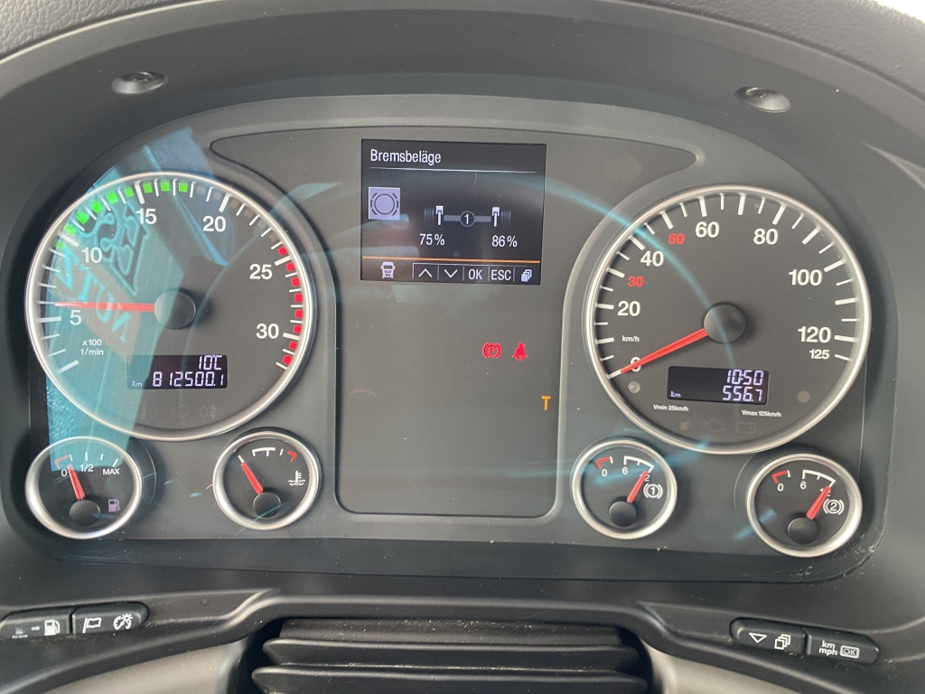 Lastväxlare lastbil MAN TGS 26.500 6x2-4 LL