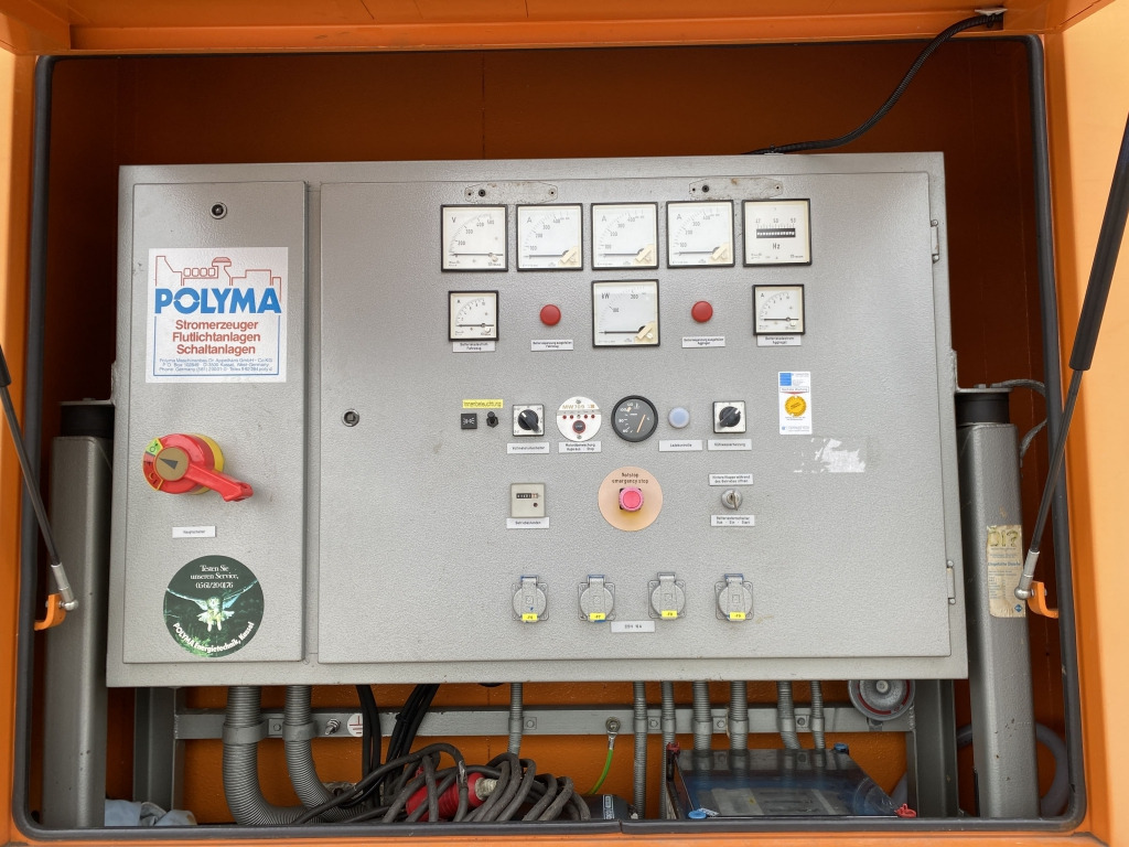 Lastbil MAN 18.272 / Stromaggregat