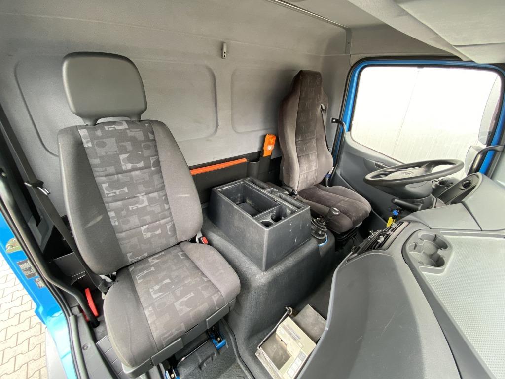 Tankbil Mercedes-Benz 1318 L Atego