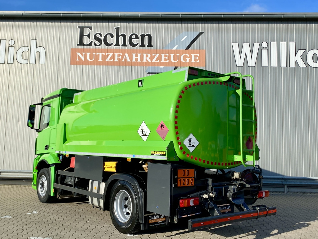 Tankbil Mercedes-Benz 1843 Antos A3