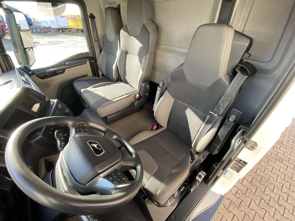 Tippbil lastbil MAN TGL 8.220 4x2 BB