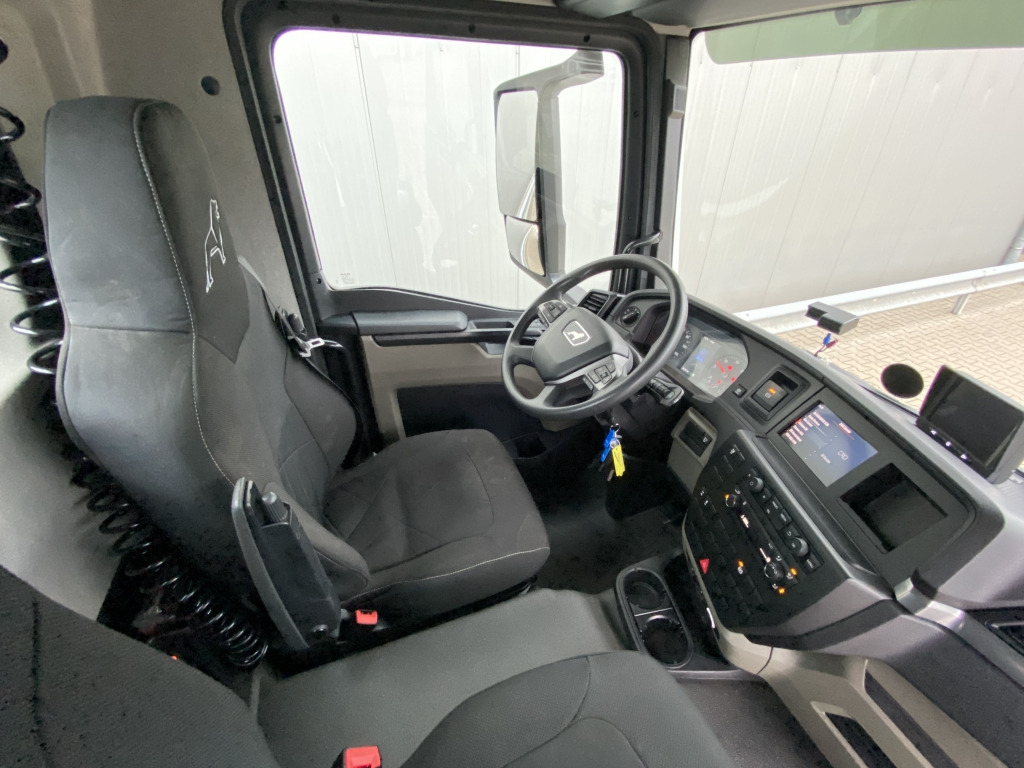 Tippbil lastbil MAN TGL 8.220 4x2 BB