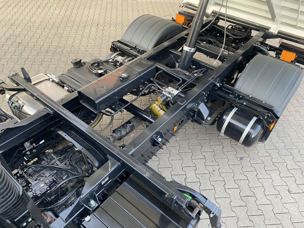 Tippbil lastbil MAN TGL 8.220 4x2 BB