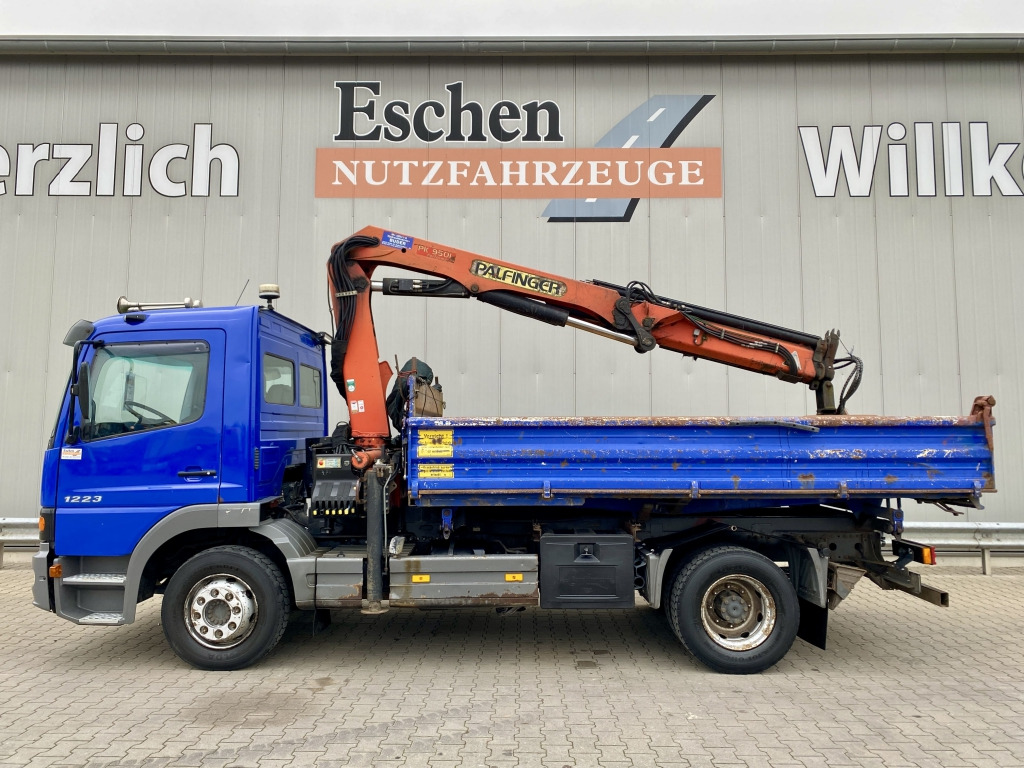 Tippbil lastbil Mercedes-Benz 1223 / Palfinger PK9501 Faltkran