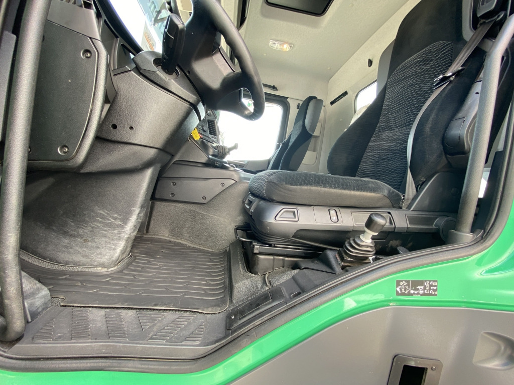 Tippbil lastbil Mercedes-Benz 3345 / 6x6