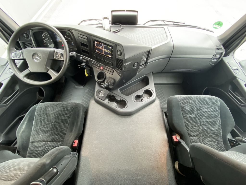 Tippbil lastbil Mercedes-Benz 3345 6x6 Arocs