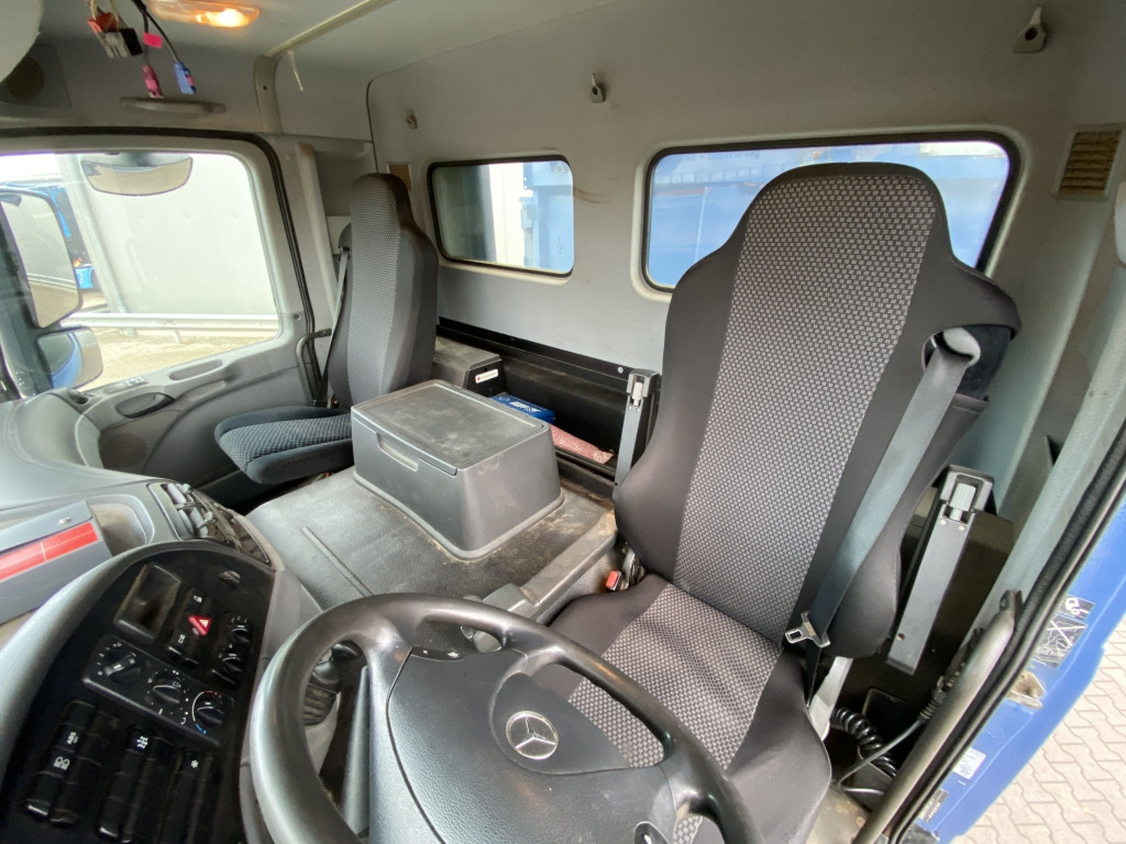 Tippbil lastbil Mercedes-Benz 3346 AK 6x6