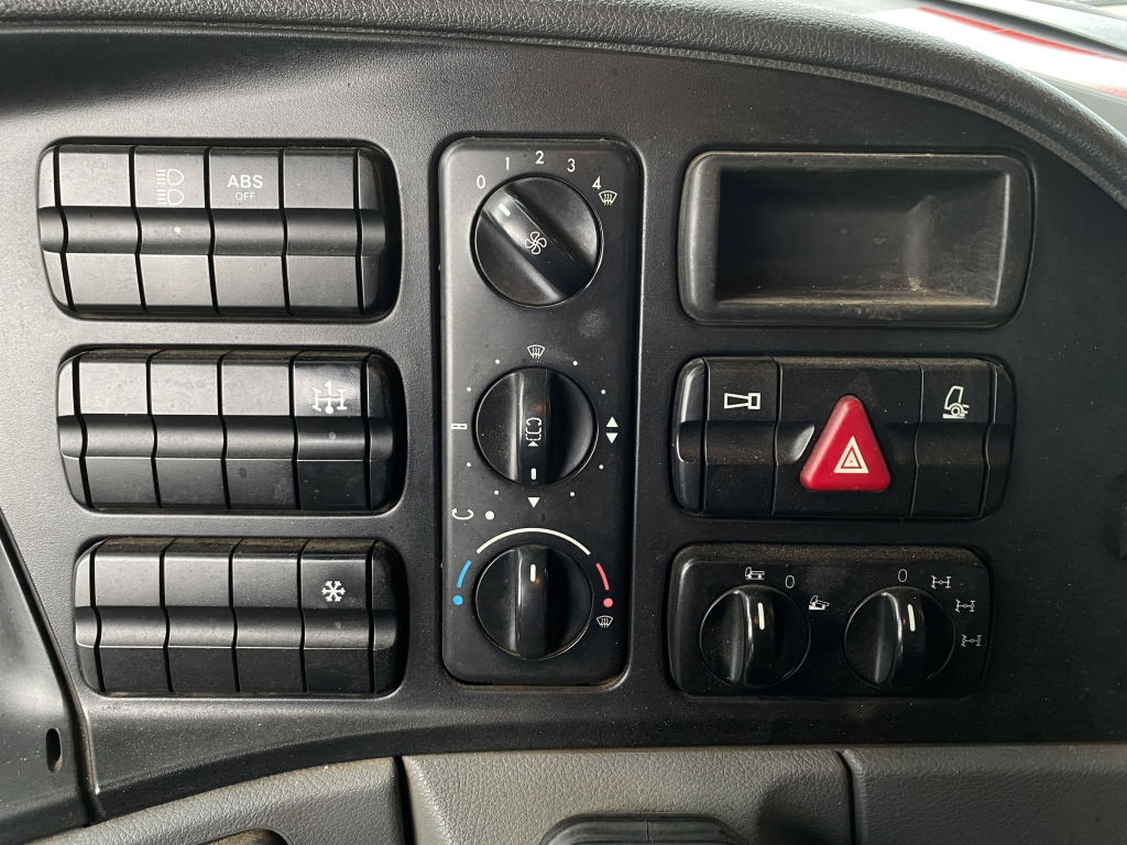 Tippbil lastbil Mercedes-Benz 3346 AK 6x6