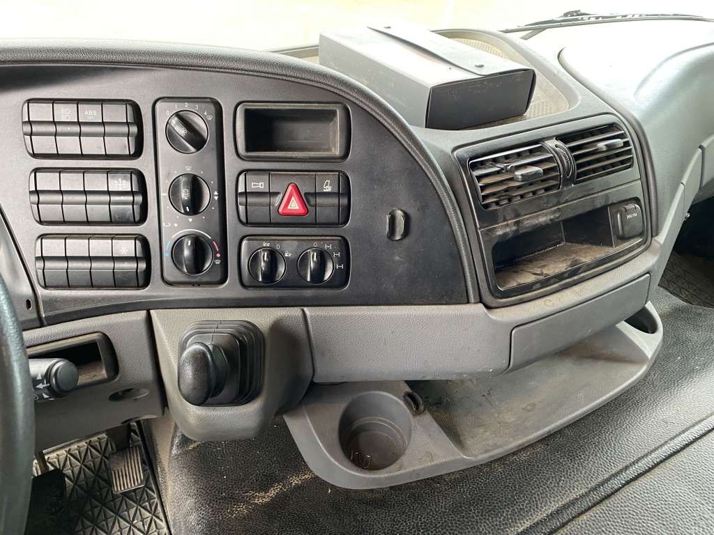 Tippbil lastbil Mercedes-Benz 3346 AK 6x6