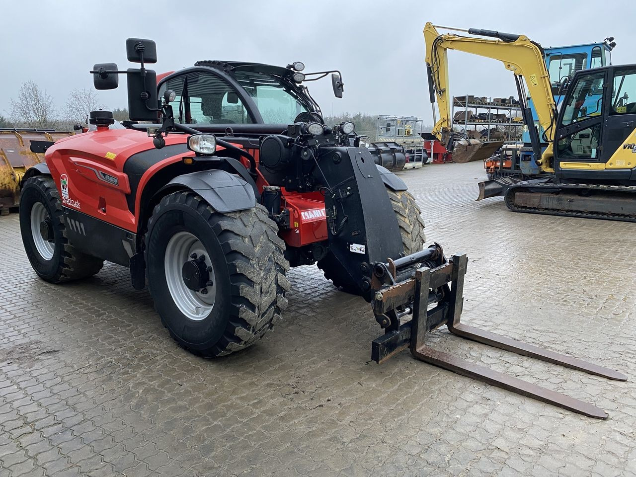 Teleskoplastar Manitou MLT1041-145PS+ L ELITE ST5