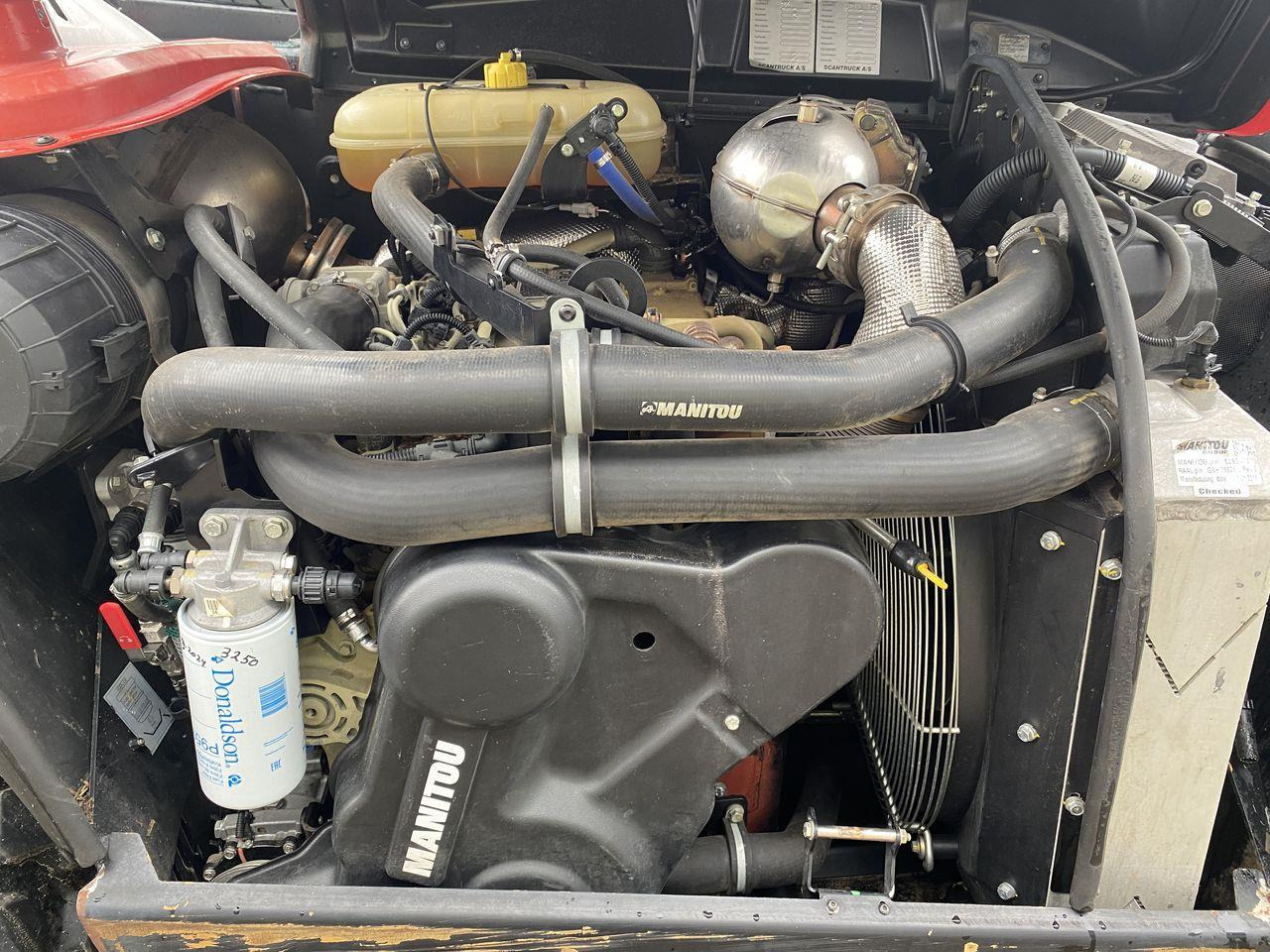 Teleskoplastar Manitou MLT635-140 V+ Elite