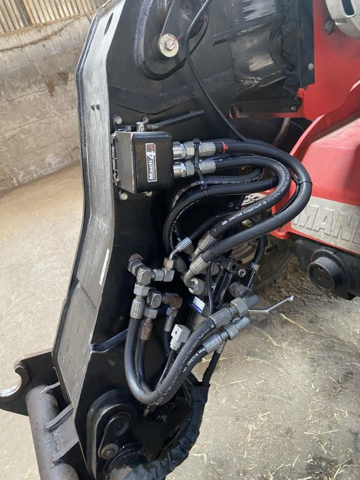 Teleskoplastar Manitou MLT735-120PS Elite