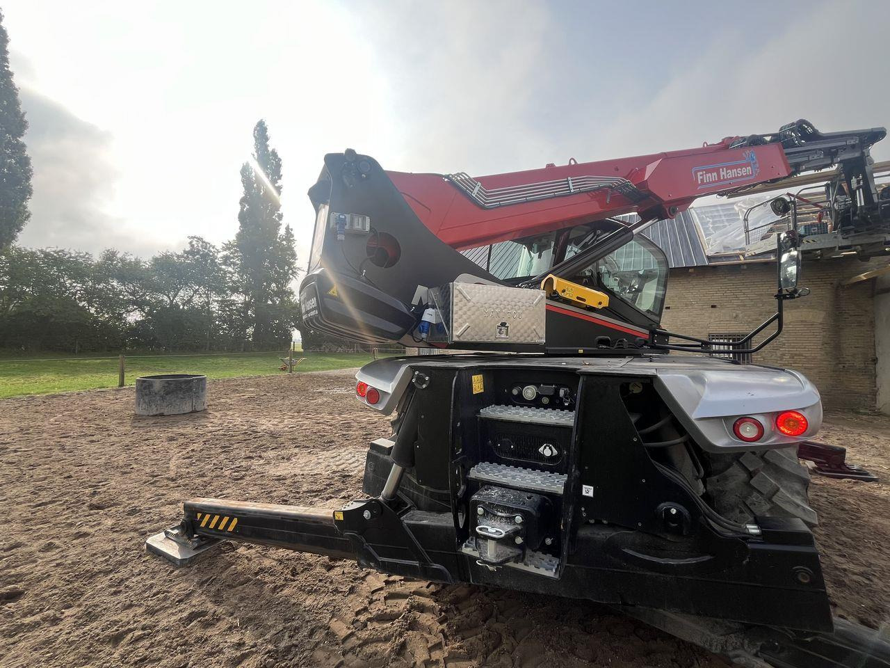 Teleskoplastar Manitou MRT2260 VISION+ ST5