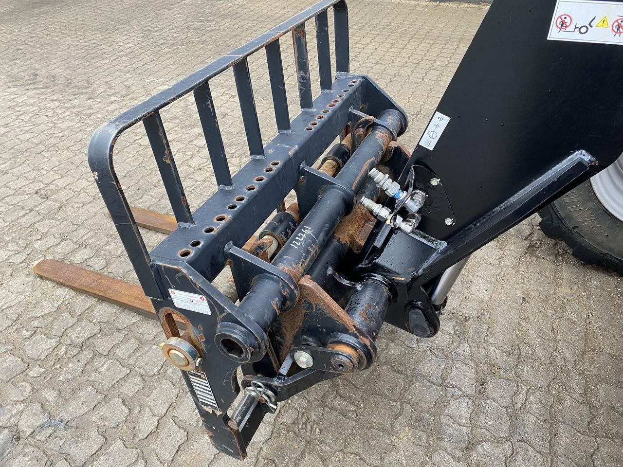 Teleskoplastar Manitou MT932 EASY COMFORT