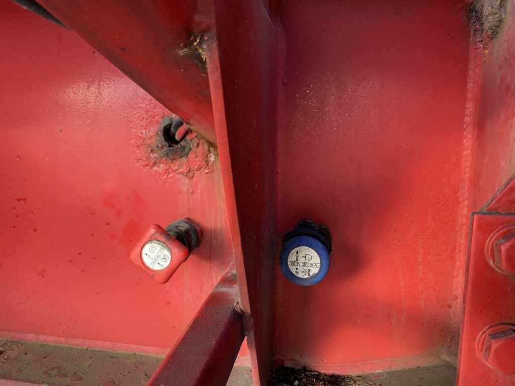 Flaktrailer Schwarzmüller Kennis 16.000 Rollkran