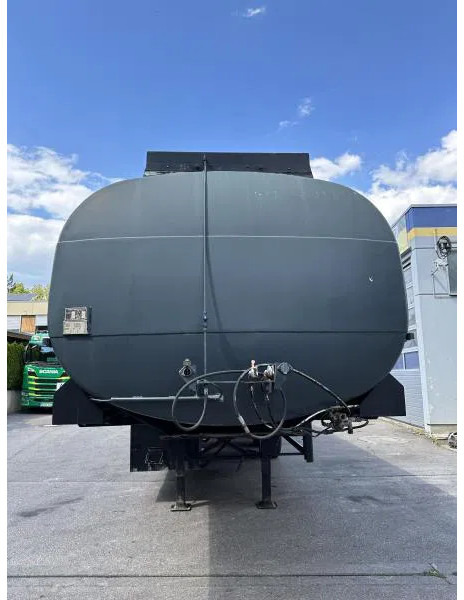 Semitrailer LAG GSA-22 Gülleauflieger 37 m³ 6 Kammer TÜV NEU! GSA-22 Gülleauflieger 37 m³ 6 Kammer TÜV NEU!