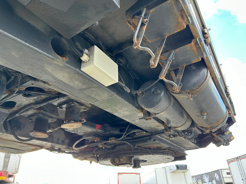 Låg lastare semitrailer Goldhofer STZ-VL4