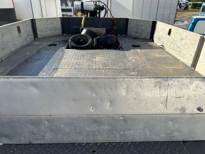 Låg lastare semitrailer Goldhofer STZ-VL4