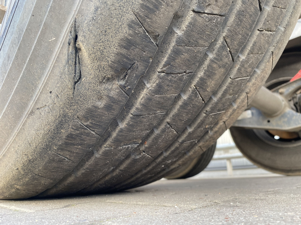 Tippbil semitrailer Langendorf SKS-HS 24/30 / Stahl-Halbschalenmulde