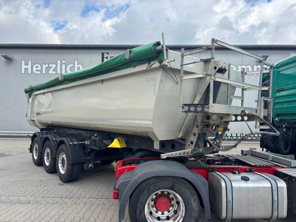Tippbil semitrailer Schmitz SCB S3D / Stahl-Halbschalenmulde