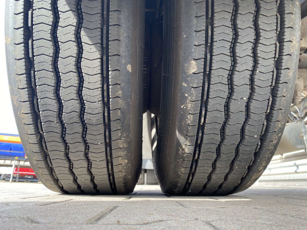 Lastväxlarsläp/ Liftdumpersläp Hüffermann HAR 18.70 Außenrollenanhänger