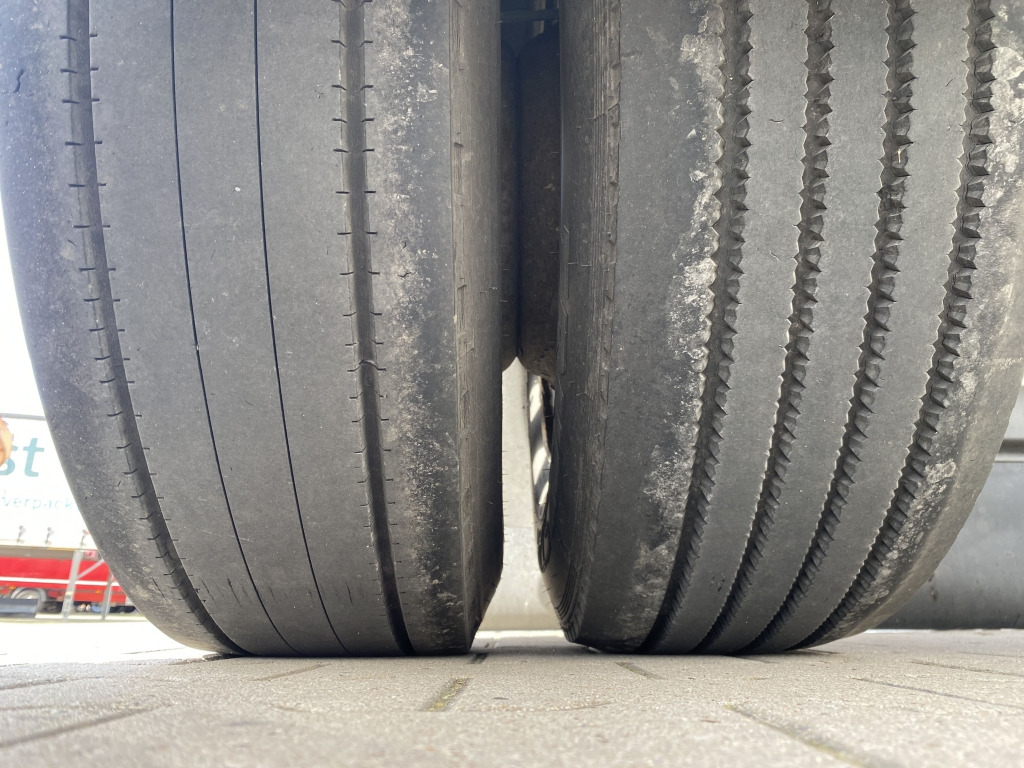 Lastväxlarsläp/ Liftdumpersläp Hüffermann HAR 18.70 Außenrollenanhänger