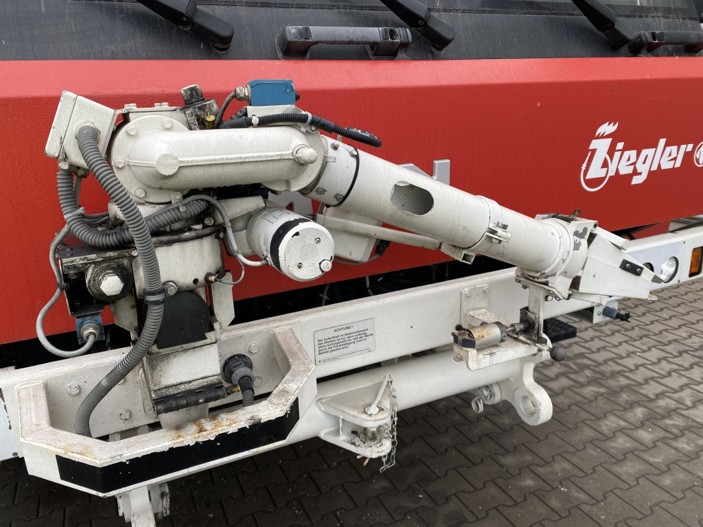 Släck/ Räddningsvagn MAN 38.000 VFAEG 8x8 Flugfeldlöschfahrzeug