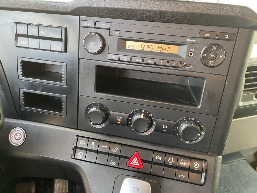 Sopbil Mercedes-Benz 2533 L 6x2