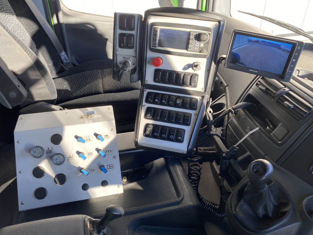 Sopmaskin Mercedes-Benz 1323 LKO Atego