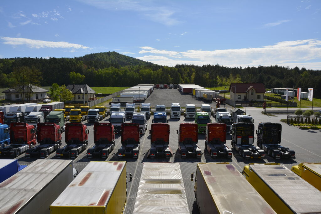 DUETDUDA - Byggmaskiner MERCEDES-BENZ - Diesel undefined: bild 9