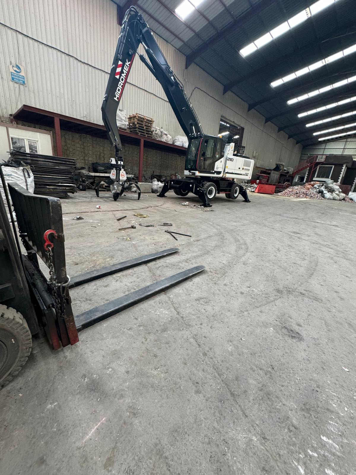 Galen Group Steel Manufacturing Industry and Trade Co. Inc. - Byggmaskiner JCB - År: 2023 undefined: bild 21