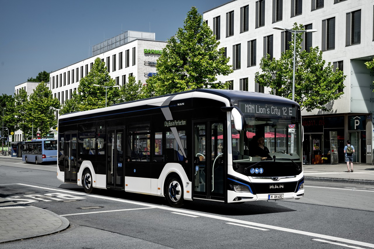 Svenska Neoplan AB undefined: bild 2