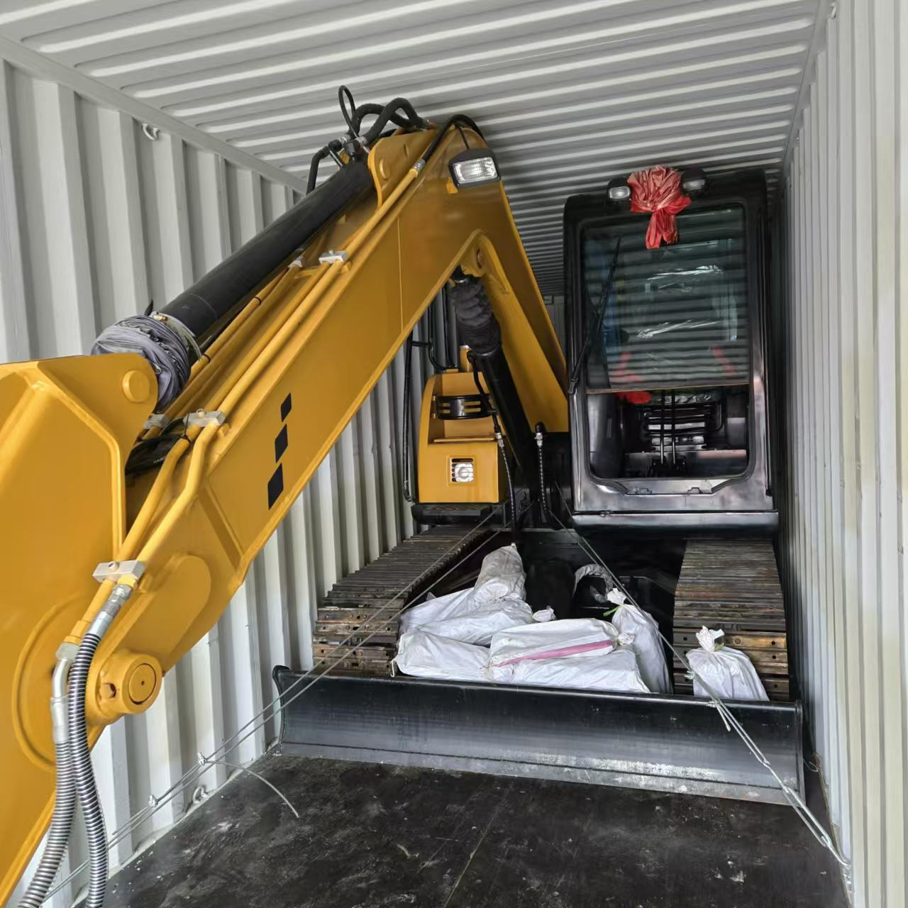 Toaks International Trading Company - Lastbilar - År: 2018, 8x4, Euro 3 undefined: bild 16