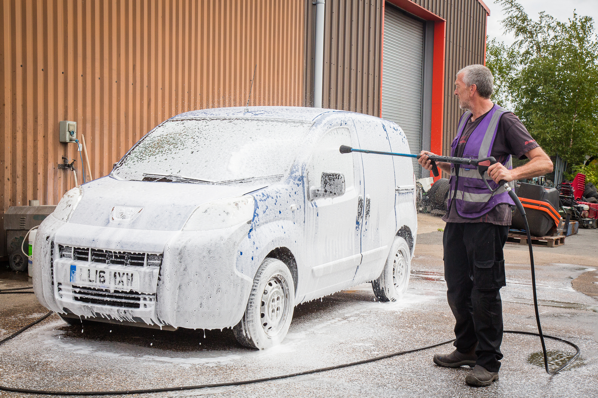 COMMERCIAL VEHICLE AUCTIONS LIMITED - Transportbilar - växellåda: automatisk undefined: bild 7